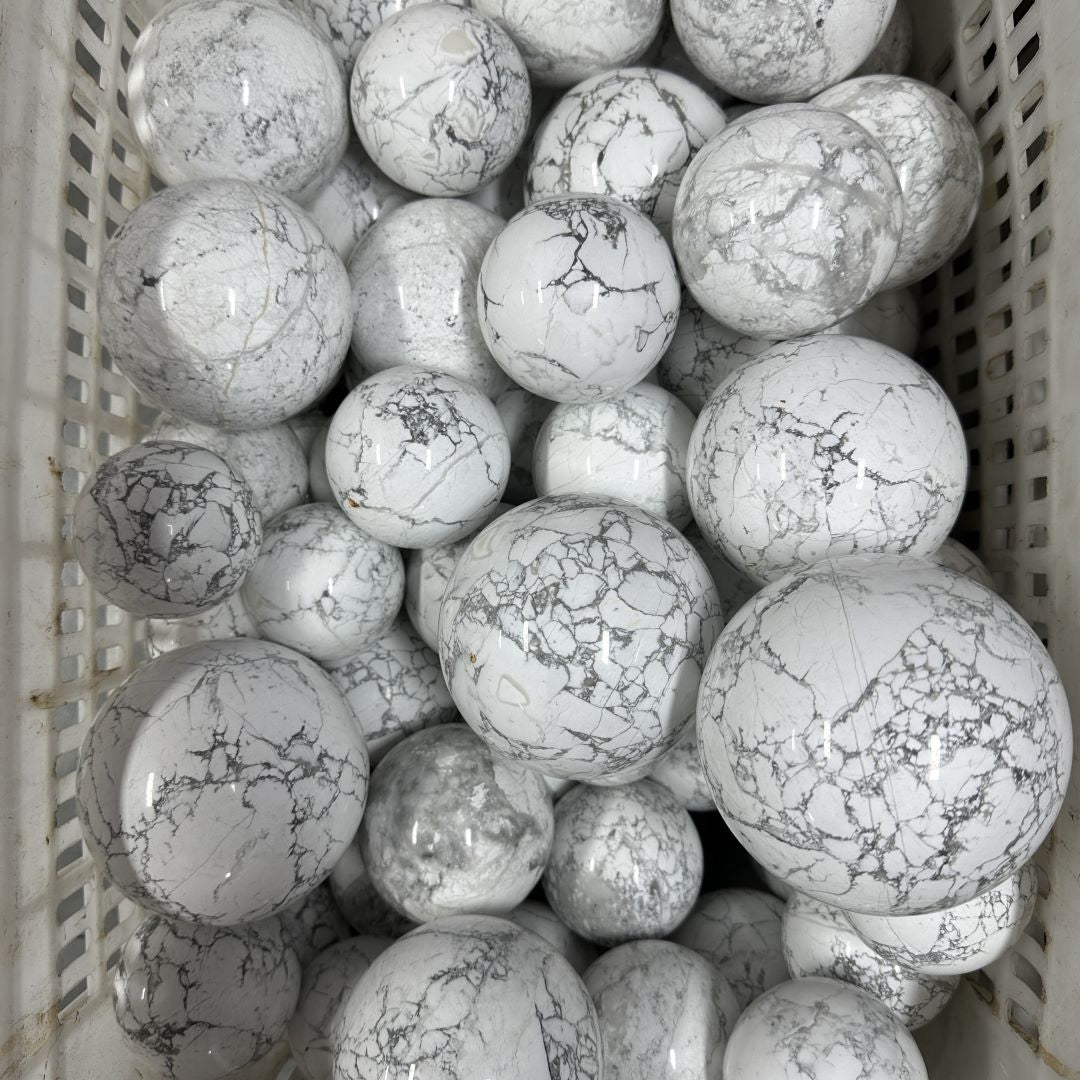 Howlite sphere