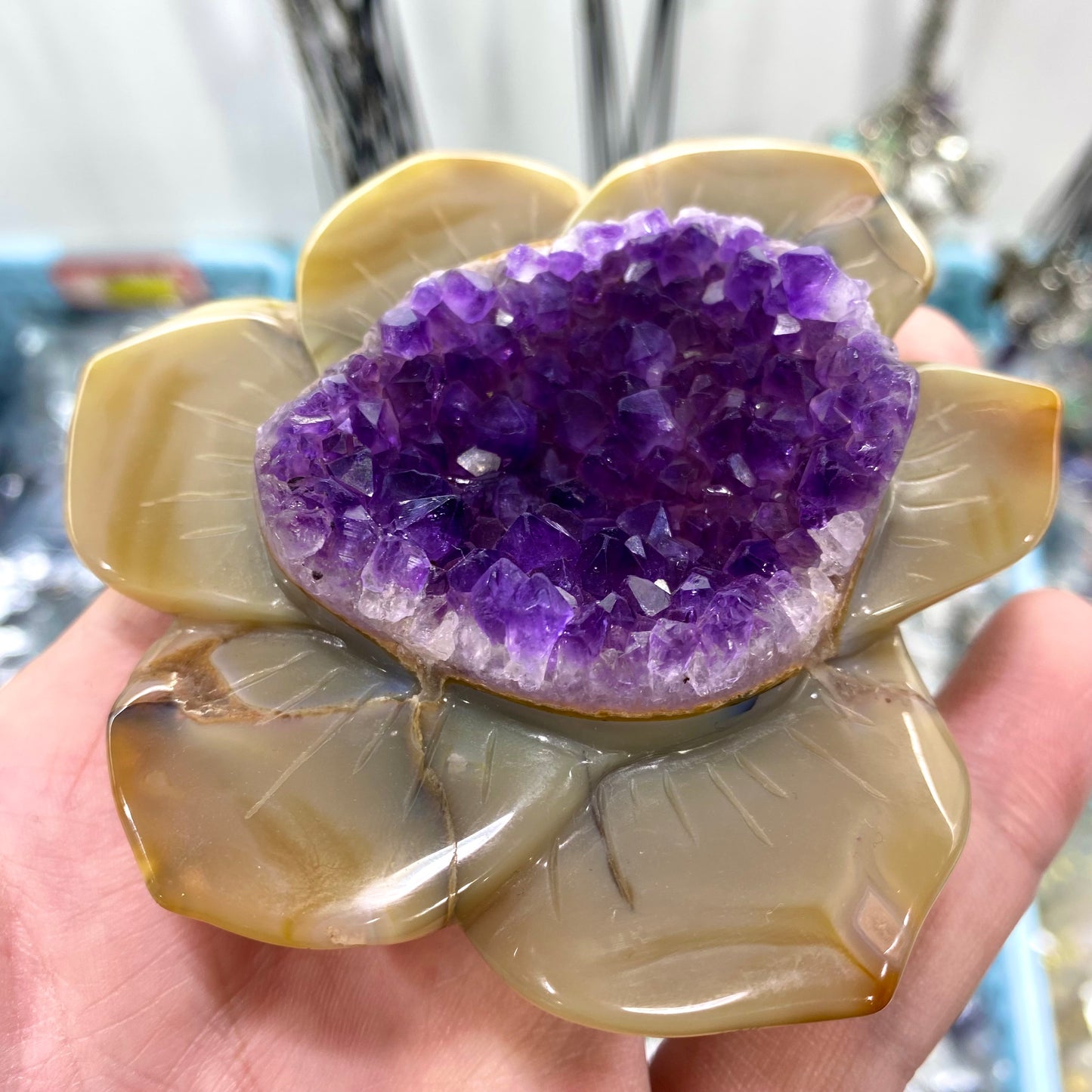 Amethyst Flower Carving