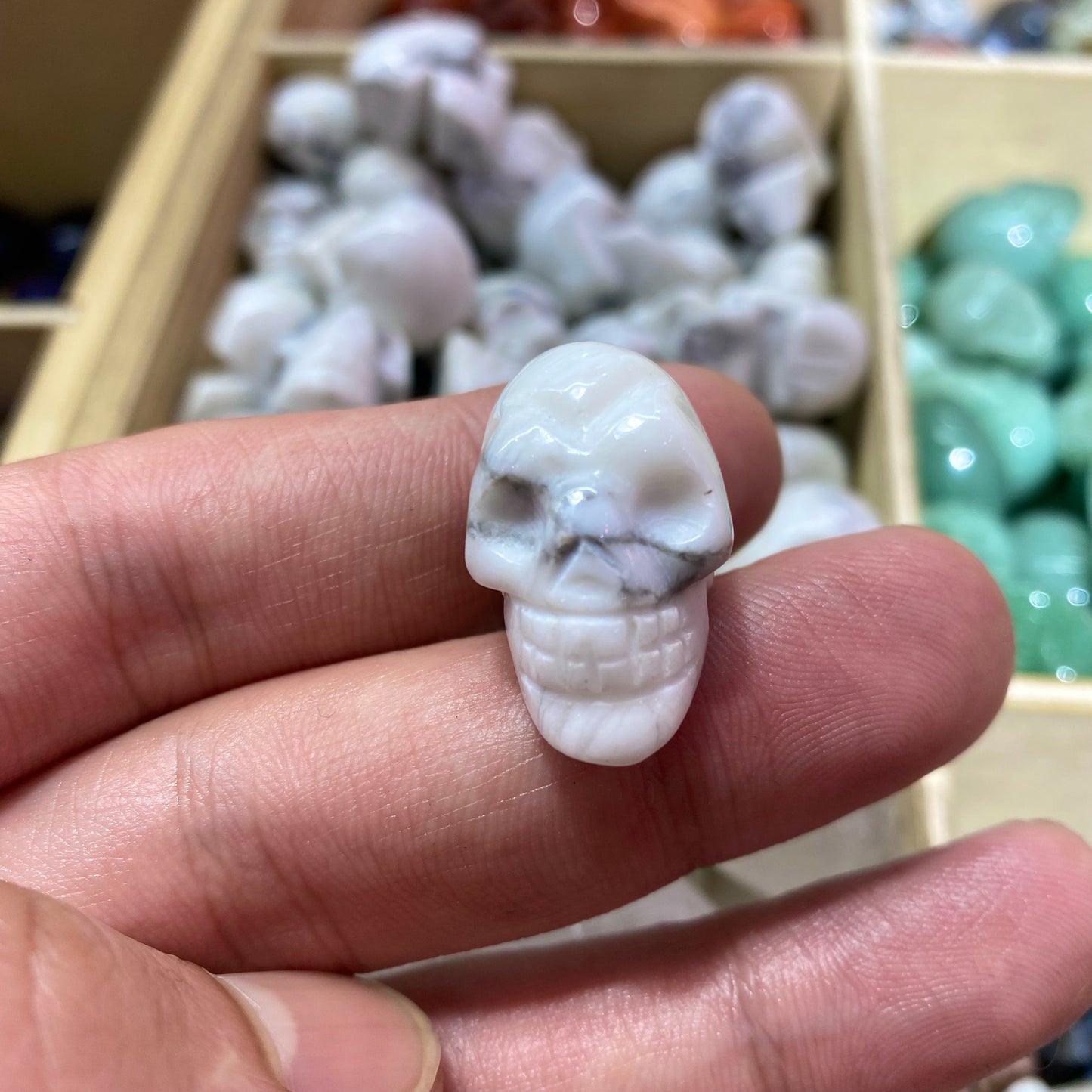 Howlite Skull Carving