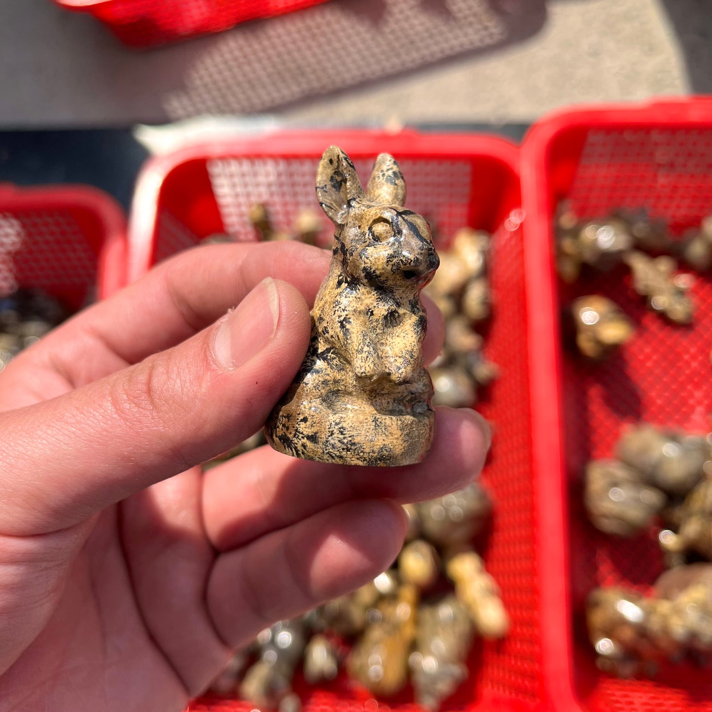 Picture Jasper Rabbit Carving