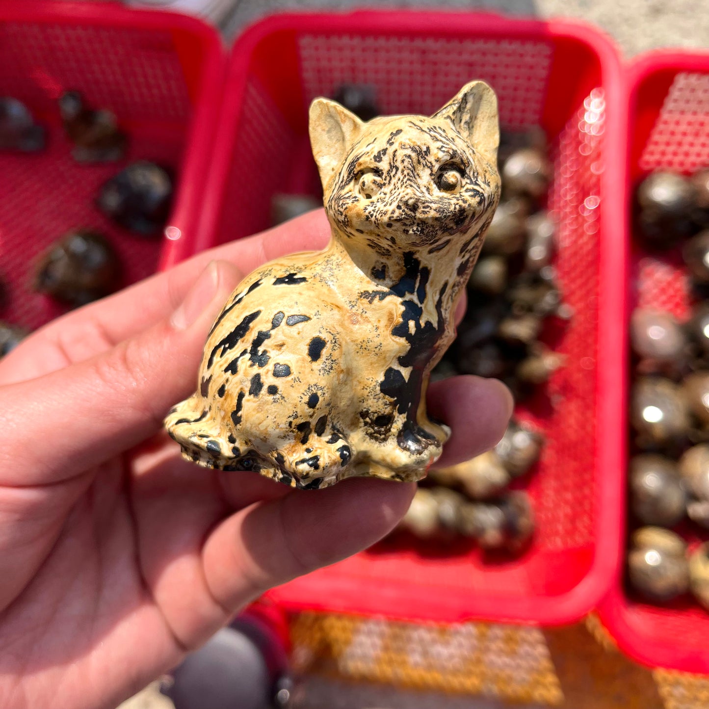 Picture Jasper Tilted Cat Carving