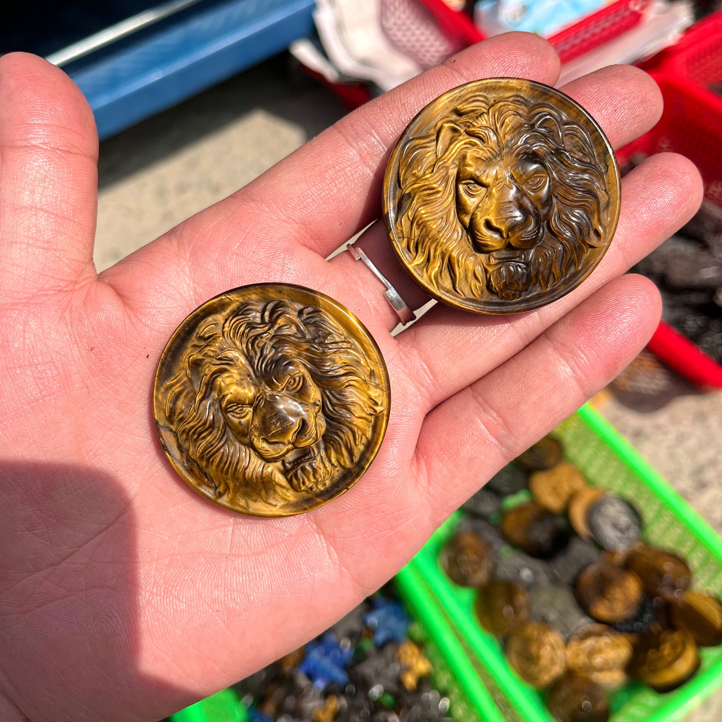Tiger Eye Stone Lion Head Carving