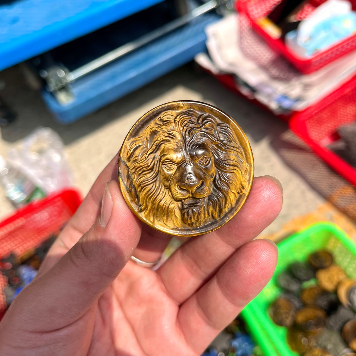 Tiger Eye Stone Lion Head Carving